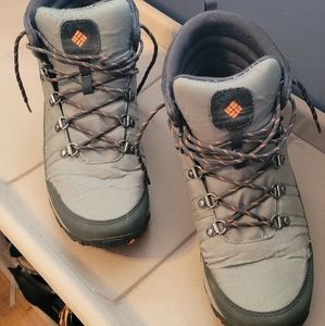 Columbia Mens Hiking Boots Size 9.5